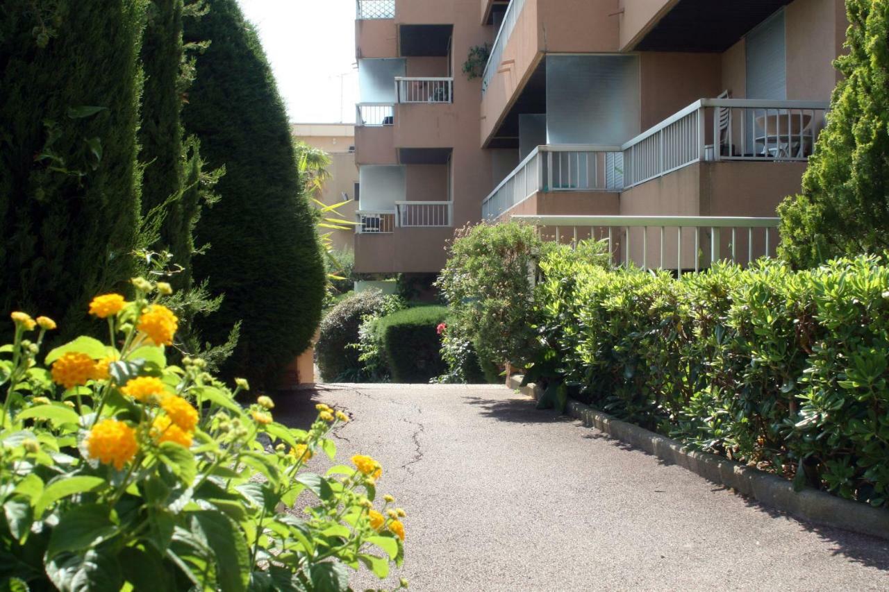 Studio Le Fabrina Riviera Niza Exterior foto